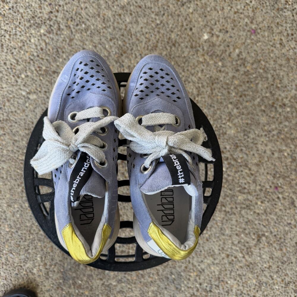 Vaddia Shoes size 8.5/9